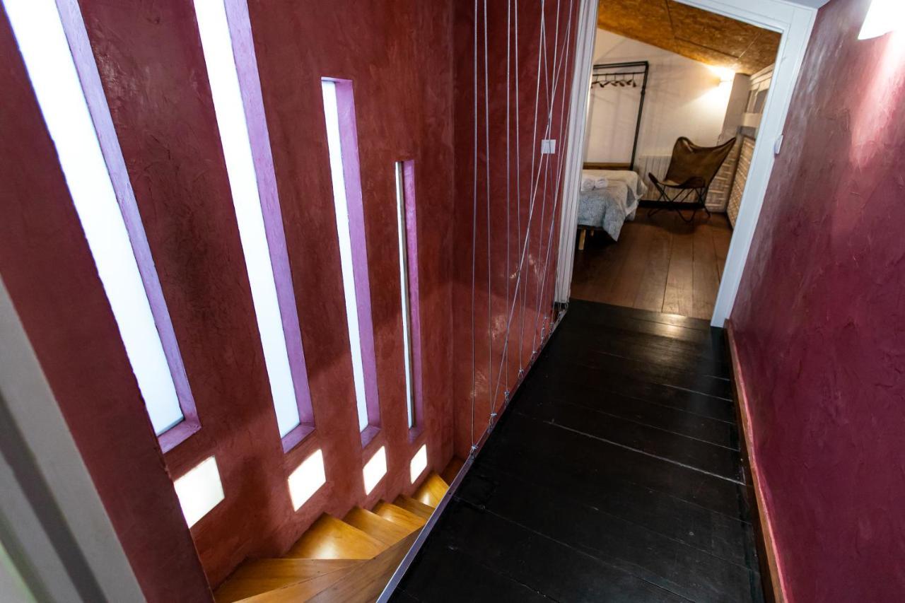 Apartamento 3 Dormitorios En Calle San Vicente. Sevilla Exterior foto