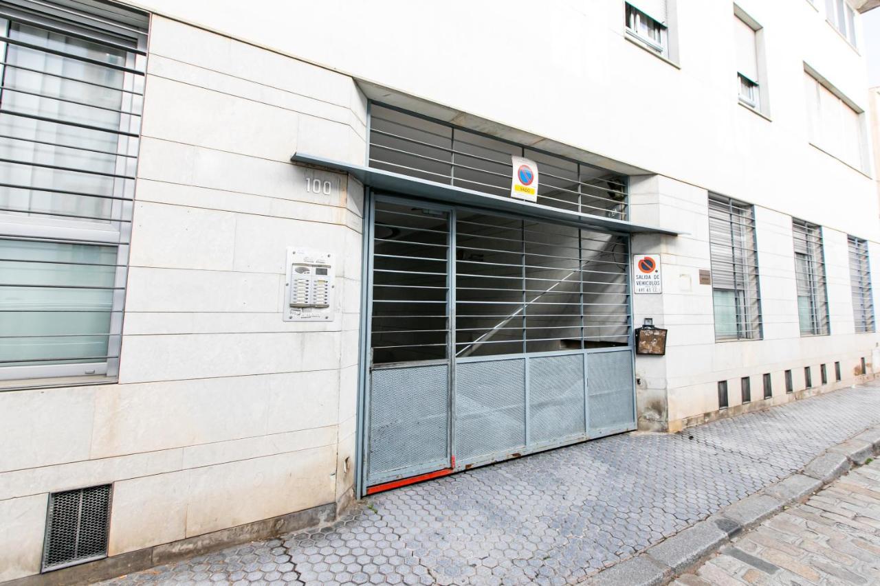 Apartamento 3 Dormitorios En Calle San Vicente. Sevilla Exterior foto