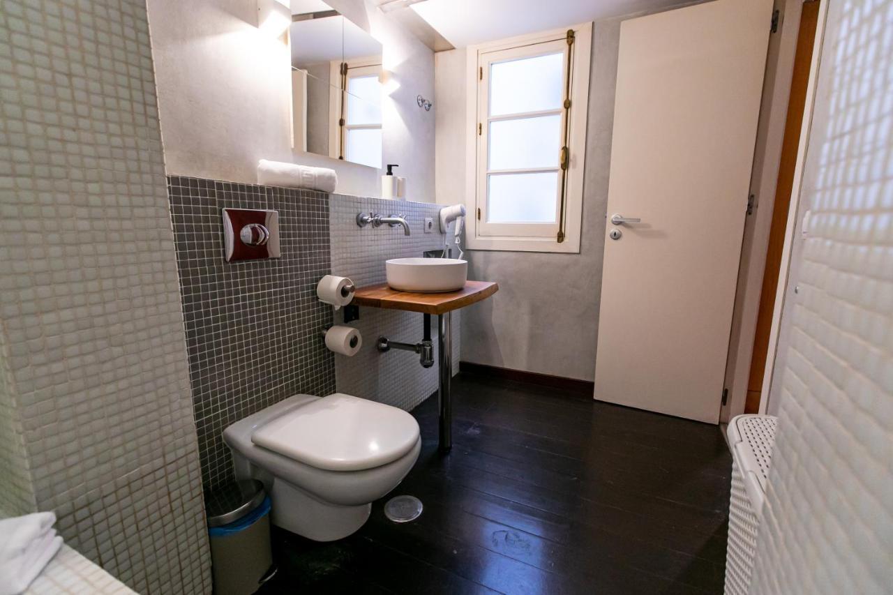 Apartamento 3 Dormitorios En Calle San Vicente. Sevilla Exterior foto