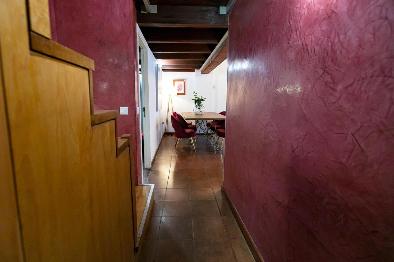 Apartamento 3 Dormitorios En Calle San Vicente. Sevilla Exterior foto