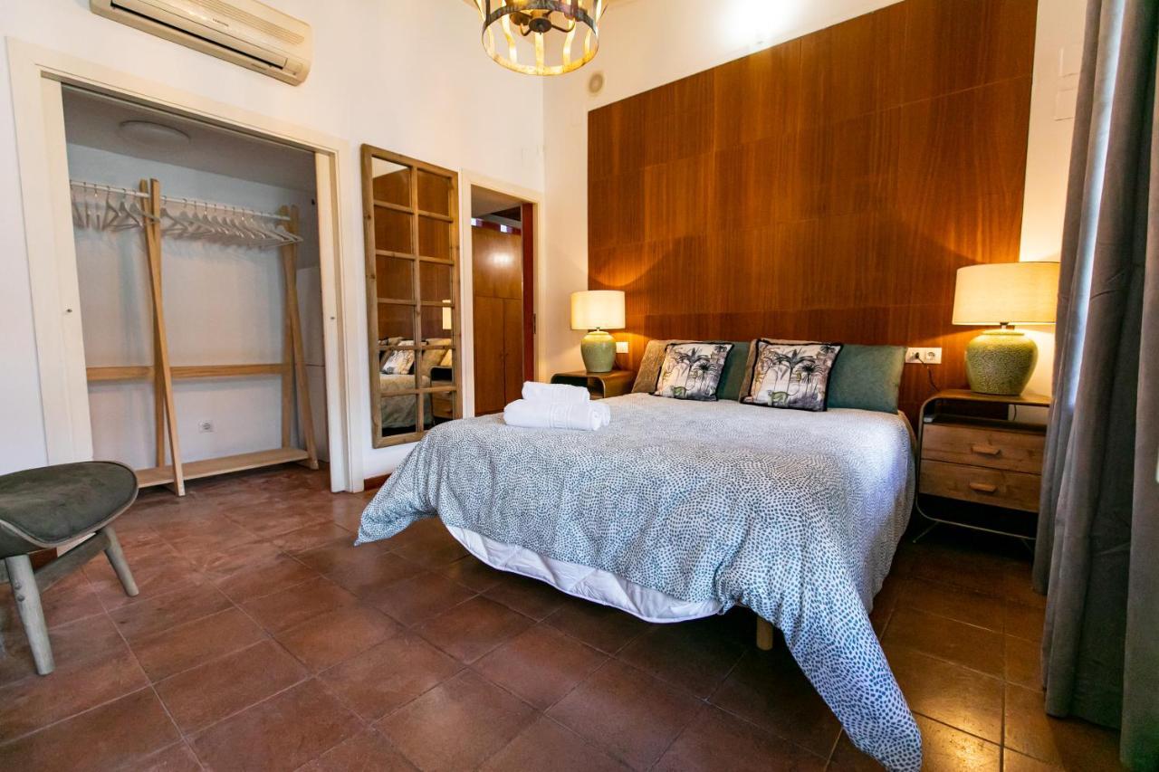 Apartamento 3 Dormitorios En Calle San Vicente. Sevilla Exterior foto